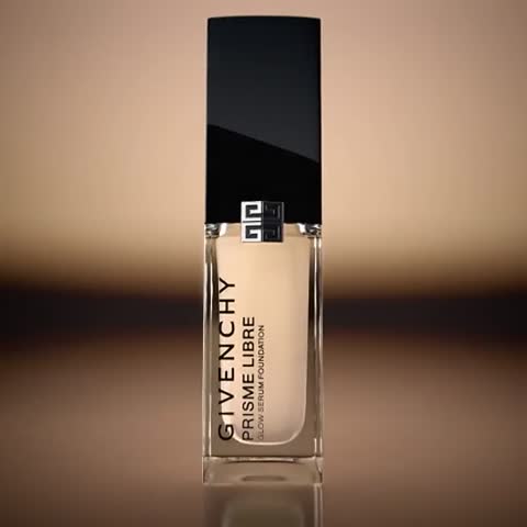 PRISME LIBRE GLOW SERUM FOUNDATION -  