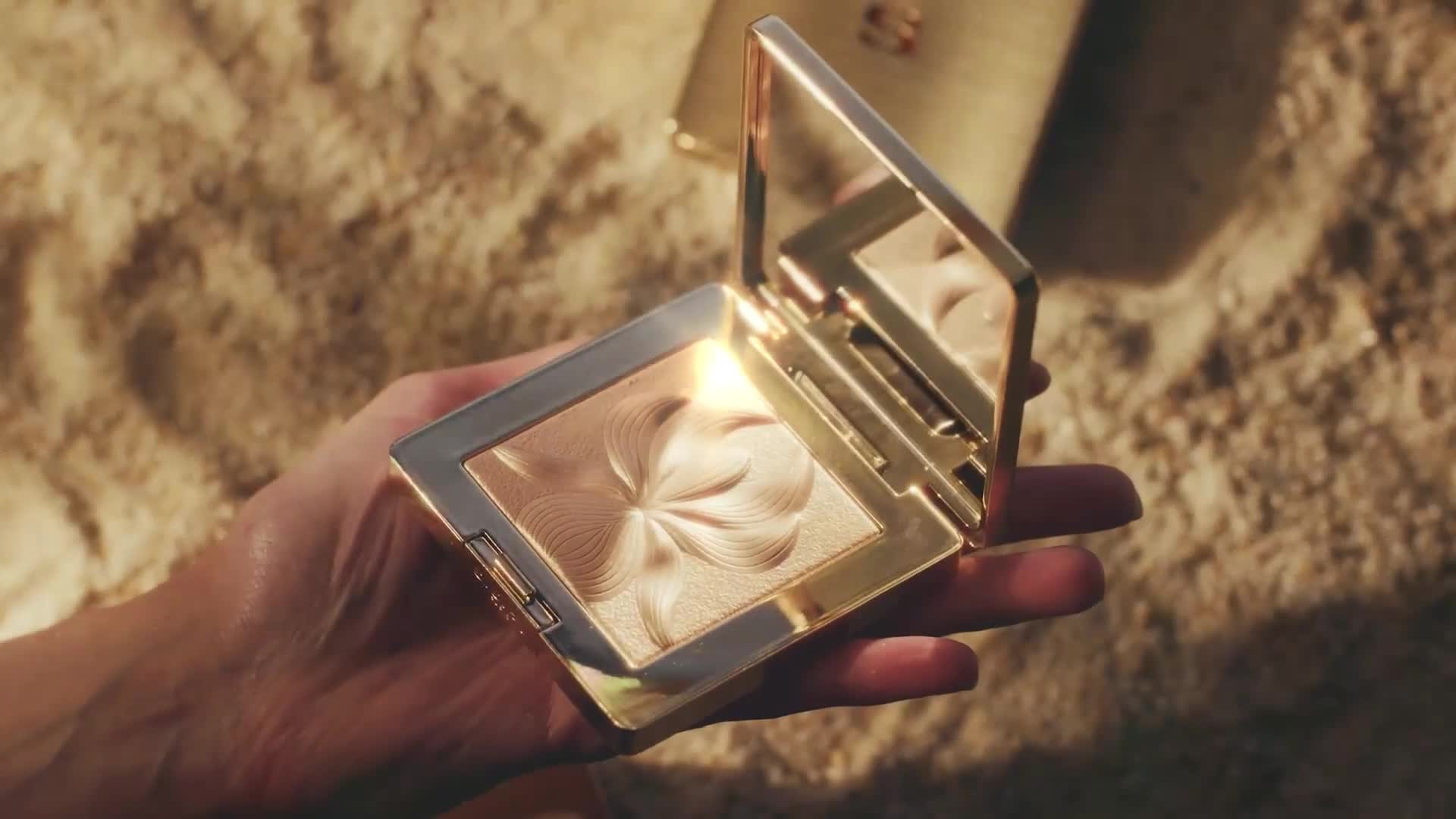 Sisley Paris - Skincare, Makeup, Fragrance and Hair Rituel by Sisley