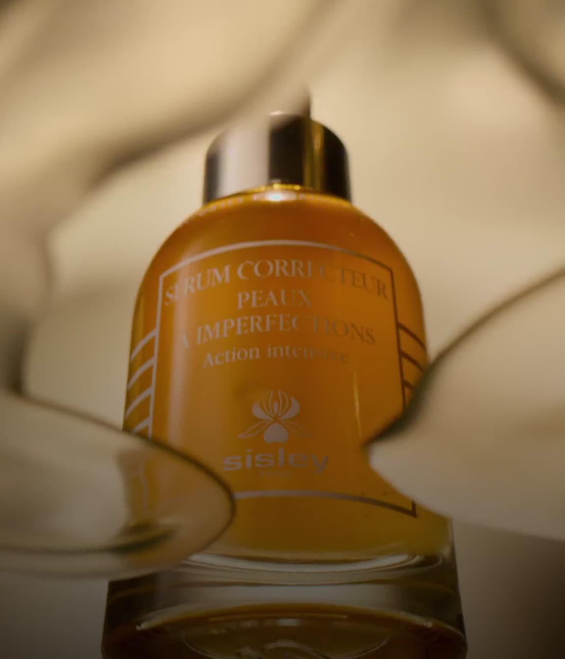 Sisley Paris - Skincare, Makeup, Fragrance and Hair Rituel by Sisley